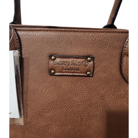 Darcy Marks London Cognac Brown Large Handbag Shoulder Bag NWT Zip Pockets - Picture 2 of 4